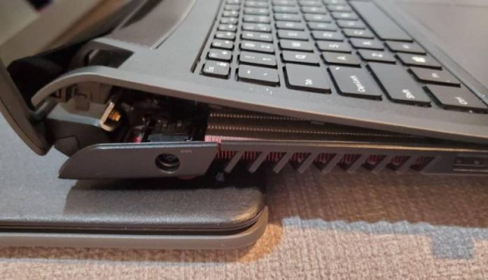 sửa bản lề laptop bình dương